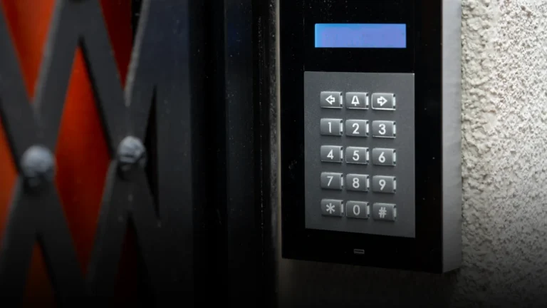 تركيب انتركم وبدالة السالمية بأحدث الأنظمة الذكية