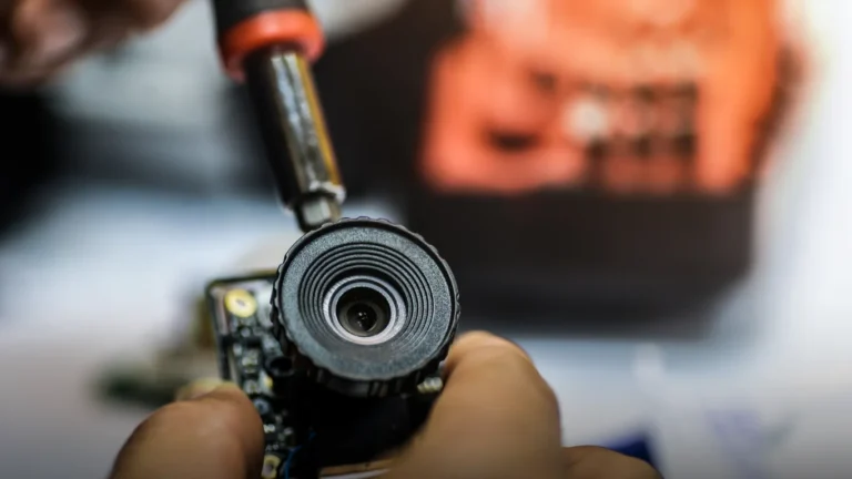 فني كاميرات مراقبه الكويت / 51226224/ تركيب شبكات انترنت الكويت 3 ماذا يقدم لك فني كاميرات مراقبه الكويت من خدمات متكاملة؟